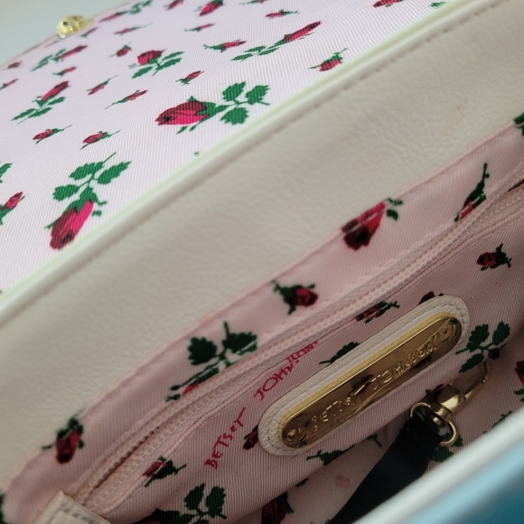 Betsey johnson phone purse pastel - Picture 2 of 2